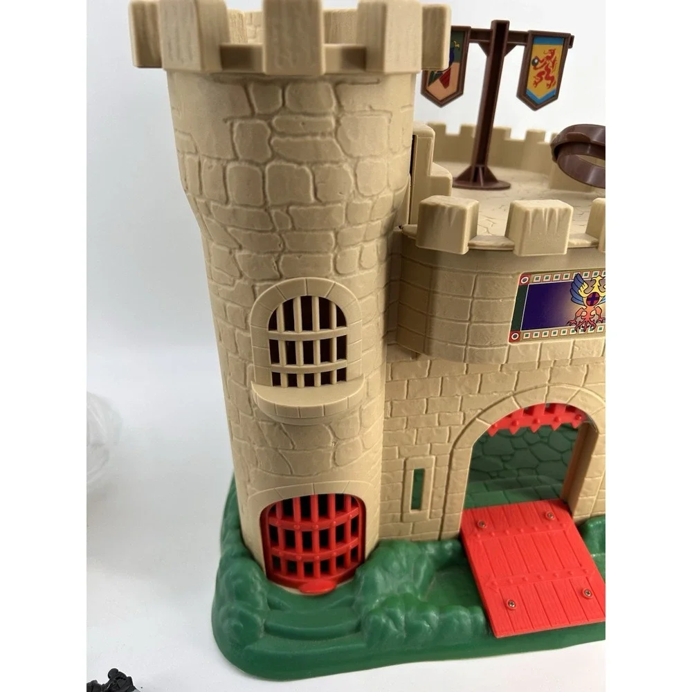 Vintage Redbox Medieval Castle w/Accessories